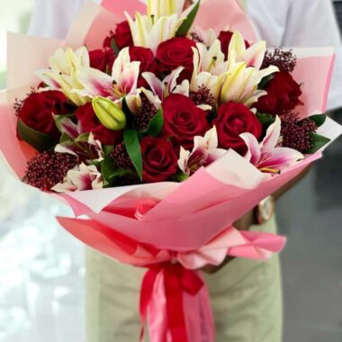 Majestic Petals, centerpiece by Lovebug Florist Lagos