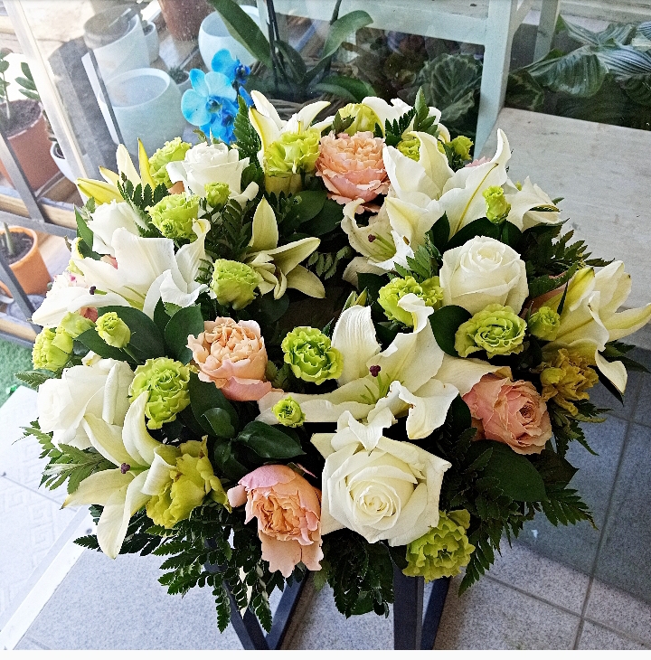 LogoLicious_20191128_175621.jpg Eternal Peace, funeral flowers by Lovebug Florist Lagos