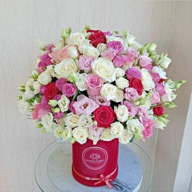 Ivory Regency, boxed flowers by Lovebug Florist Lagos