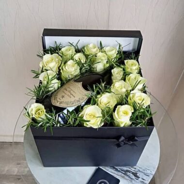 Ivory Grandeur, boxed flowers by Lovebug Florist Lagos
