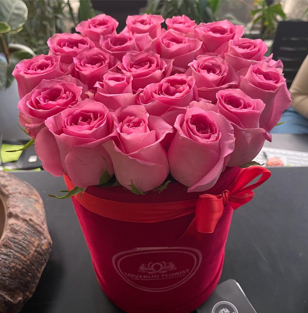 WhatsApp-Image-2021-02-11-at-09.54.39.jpeg Scarlet Sovereign, boxed flowers by Lovebug Florist Lagos