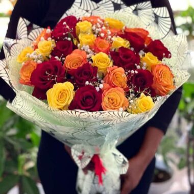 Golden Wonder, flower bouquet by Lovebug Florist Lagos