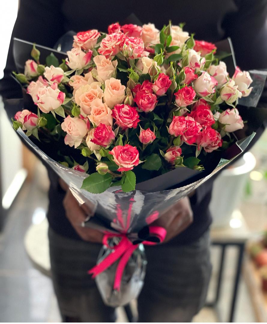 WhatsApp-Image-2021-04-21-at-17.57.03.jpeg Gentle Truce, flower bouquet by Lovebug Florist Lagos