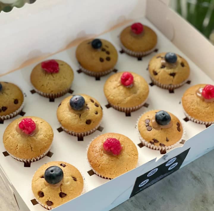 WhatsApp-Image-2021-06-01-at-11.05.02-1.jpeg Rainbow Bites, plant based cupcakes by Lovebug Florist Lagos
