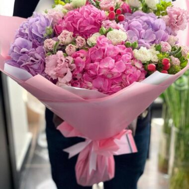 Velvet Promise, flower bouquet by Lovebug Florist Lagos