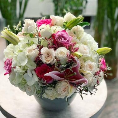 Blushing Centre, centerpiece by Lovebug Florist Lagos