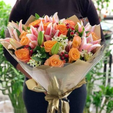 Golden Muse, flower bouquet by Lovebug Florist Lagos