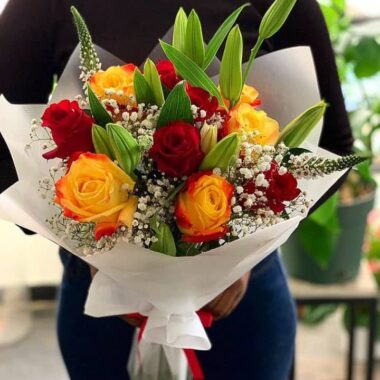 Golden Hour, flower bouquet by Lovebug Florist Lagos