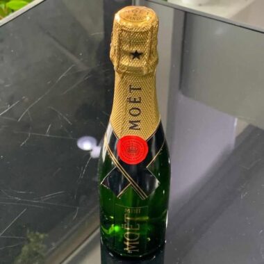 Moët Mini, champagne gift by Lovebug Florist Lagos