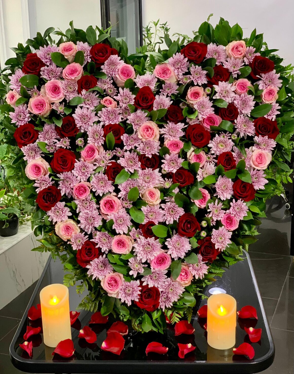 Remembrance wreath Nigeria 7 Wreaths and remembrance flowers for honouring loved ones in Nigeria